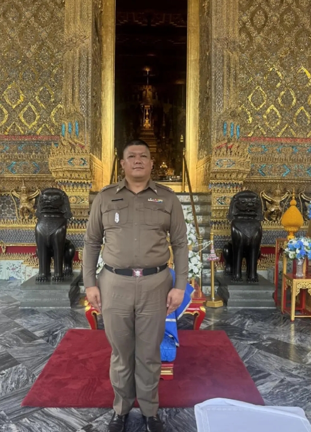 “แอ๊ด คาราบาว” ปลื้มใจ ลูกชายติดยศ ว่าที่ พ.ต.ท. รับของขวัญสุดหรู